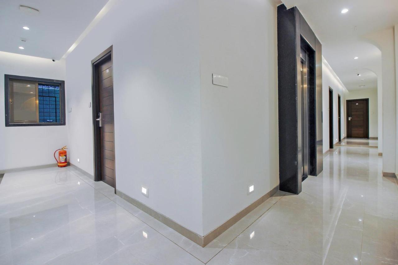 Hotel Flora Suites Мумбаи Экстерьер фото