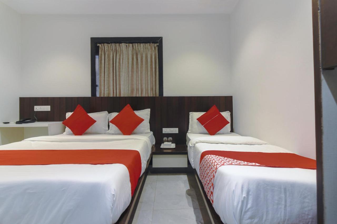 Hotel Flora Suites Мумбаи Экстерьер фото